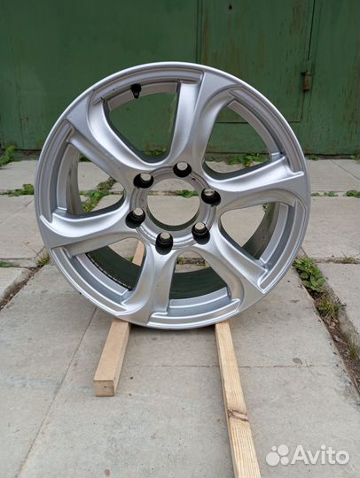 Литые диски R 17