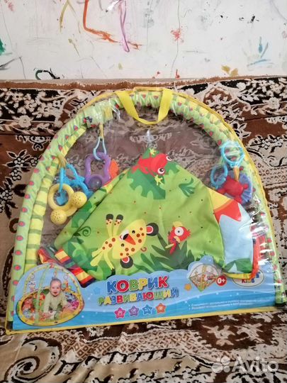 Развивающий коврик