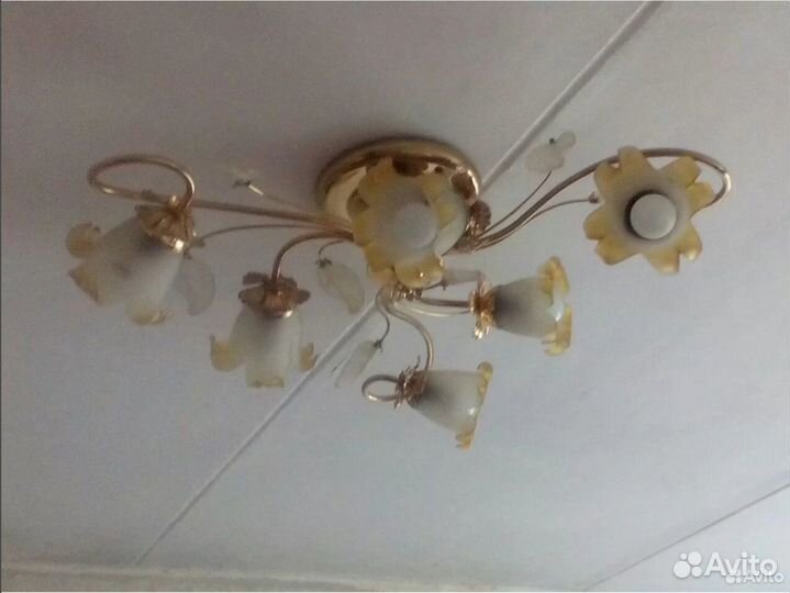 Люстра потолочная