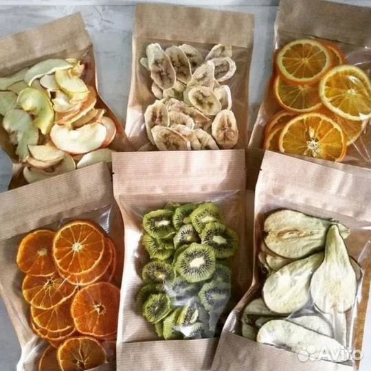 Идет продажа сухофруктов