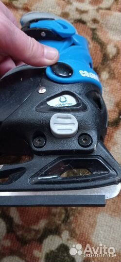 Коньки хоккейные детские + ролики