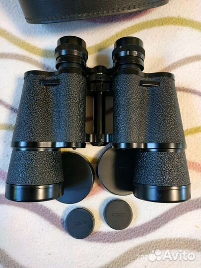 Бинокль Япония 10х50
