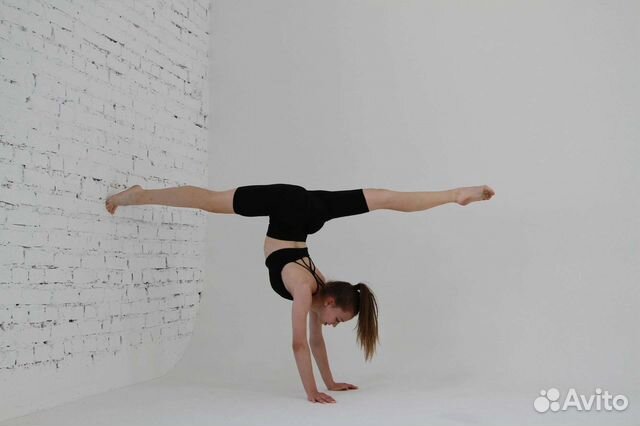 Тренер по художественной гимнастике