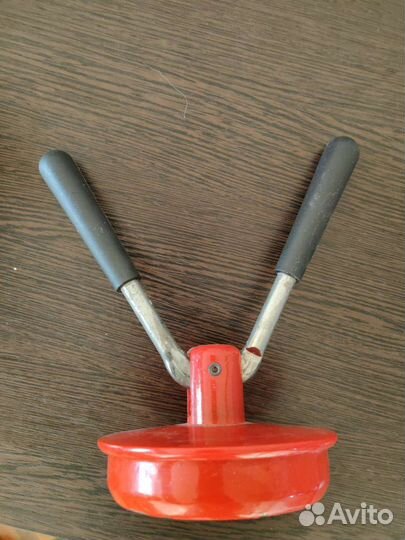 Закаточная машинка для банок