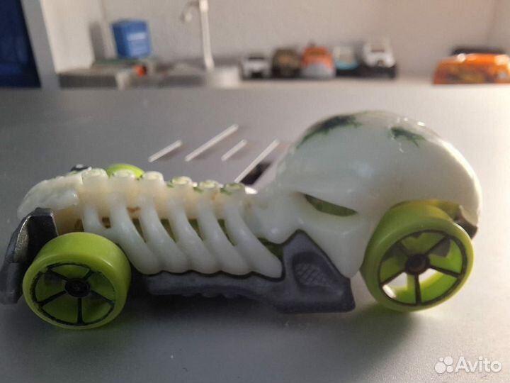 Hot Wheels Street Beasts - Skull Crusher