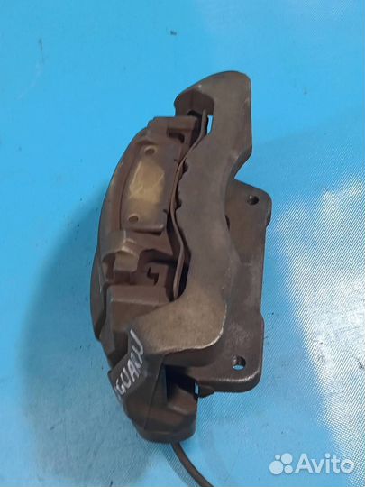 Суппорт тормозной передний левый Jaguar XJ X351