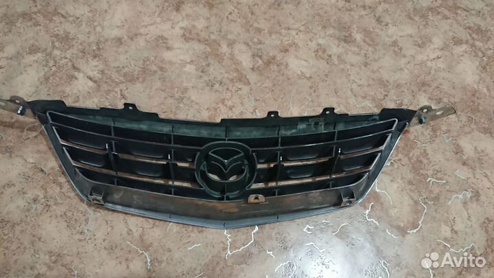 Решетка радиатора mazda 3