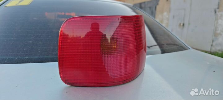 Задний левый фонарь audi 100/a6 Avant