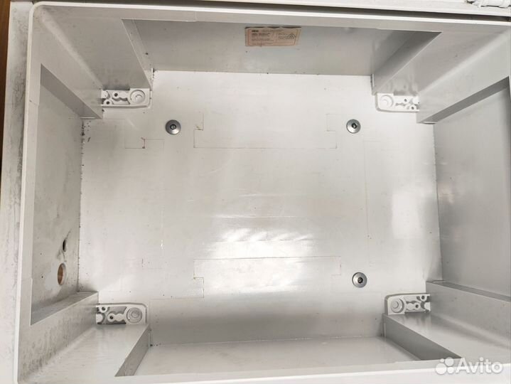 Коммутационный шкаф 30х40х17