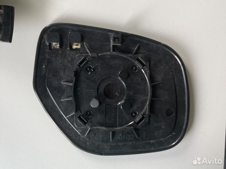 Зеркальный элемент левый