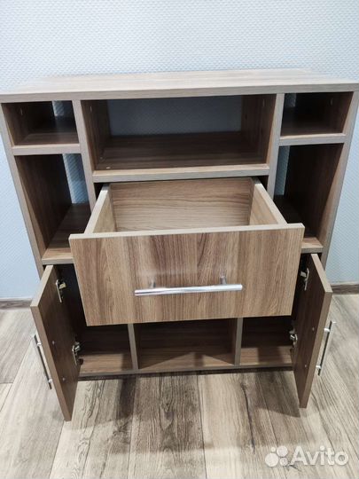 Тумба под телевизор или музыкальный центр