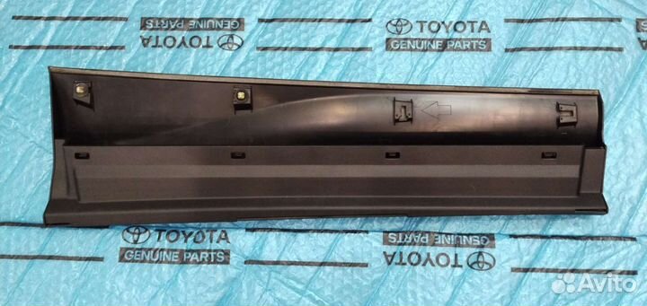 Молдинг задней двери Rav 40 левый 2013-2015