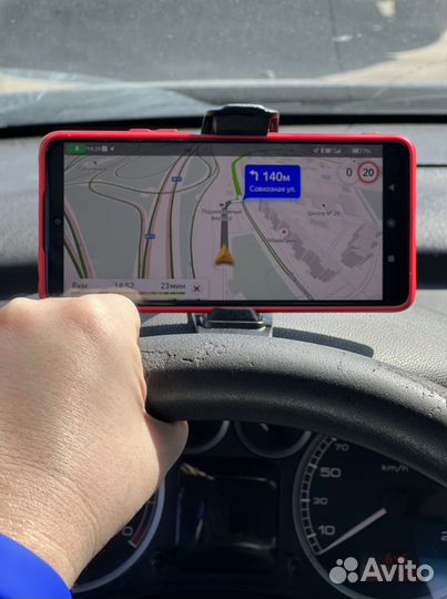 Автомобильный держатель для телефона Hoco CA50