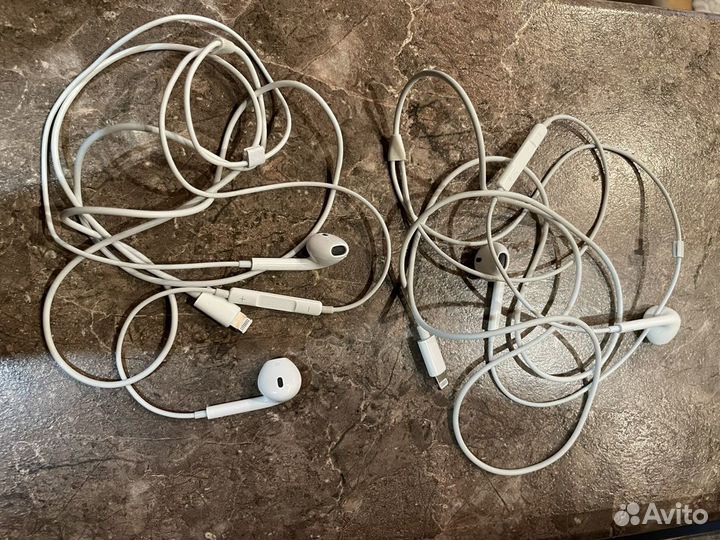 2е оригинальных наушников earpods