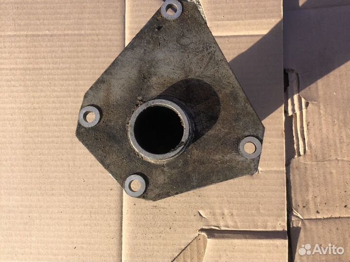 Крепление полуоси бмв х5 е53 4.4 BMW X5 E53