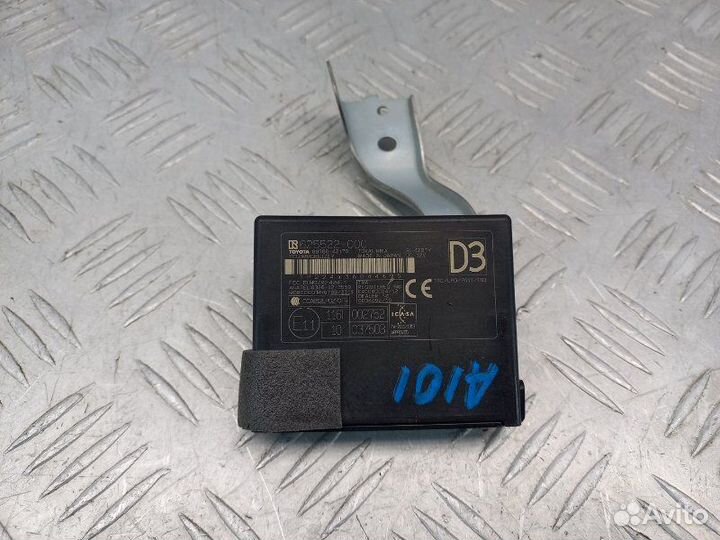 Блок иммобилайзера Toyota Rav 4 XA40 2.0 3ZR-FE