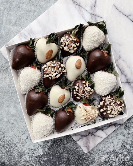 Набор из клубники в шоколаде