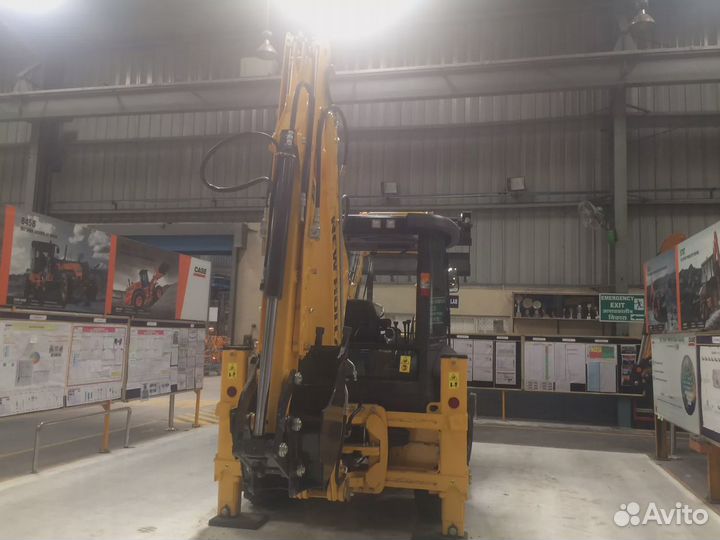 Экскаватор-погрузчик New Holland B80B, 2023