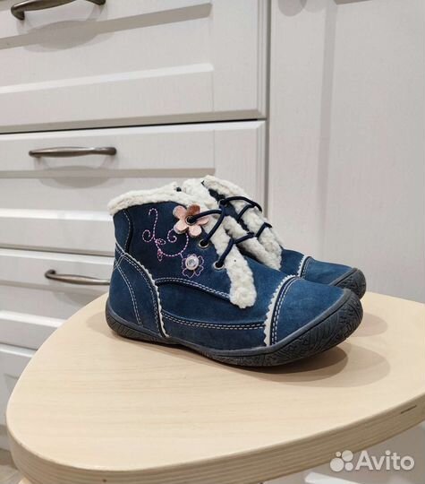 Обувь для девочки пакетом 28 размер