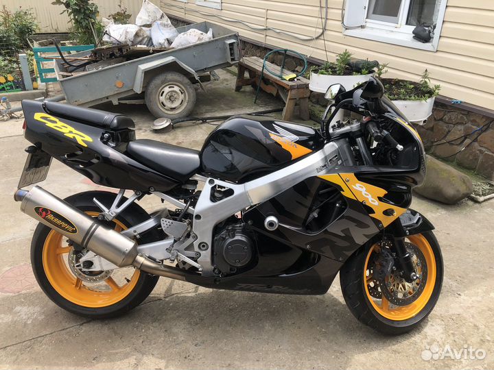 Honda CBR 919