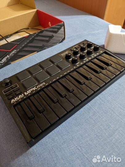 Миди клавиатура akai pro mpk3 mini