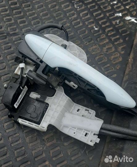 Hyundai ix35 Tucson замок двери