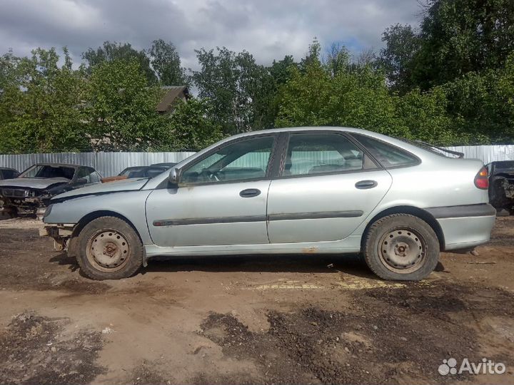 Стеклоподъемник Рено Лагуна 1