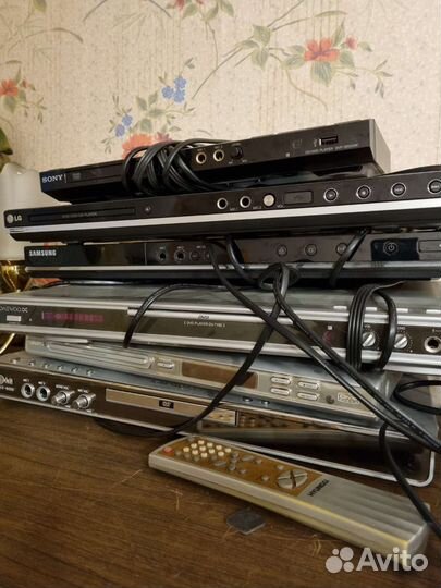 Портативный dvd плеер