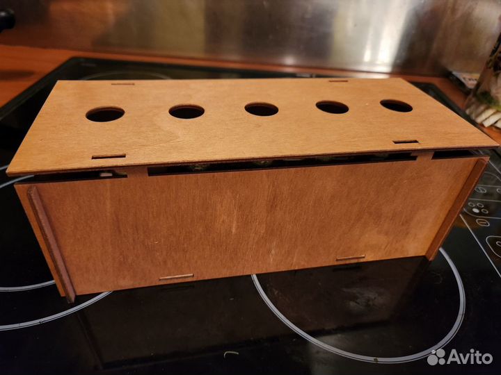 Набор специй в деревянной коробке