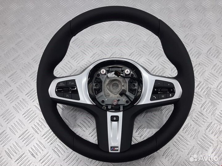 Руль BMW 5-Series (G30/G31/G38) 2019 32308008180