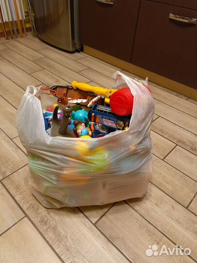 Развивающие игрушки пакетом 1-2 года