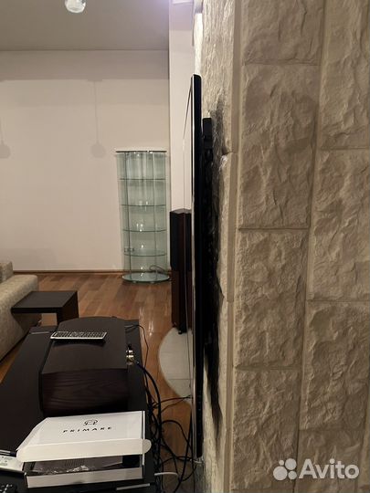 Телевизор Samsung UE60D8000 3D