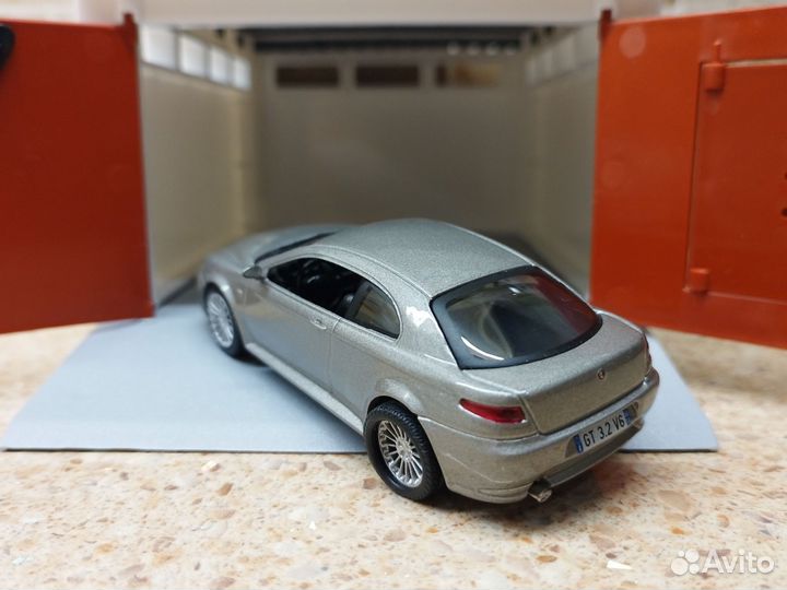 Модель Alfa Romeo GT 1/43 Deagostini