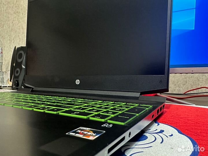 Hp pavillion gaming laptop