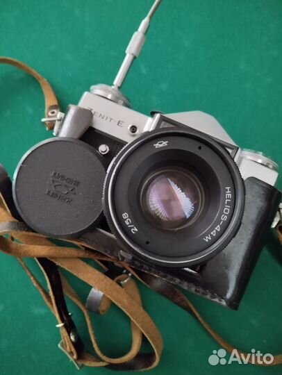 Фотоаппараты Зенит Е, Б с upiter 9 helios 44M