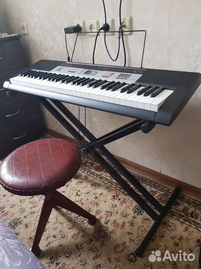 Синтезатор Casio CTK-1500+стойка+адаптер+стул