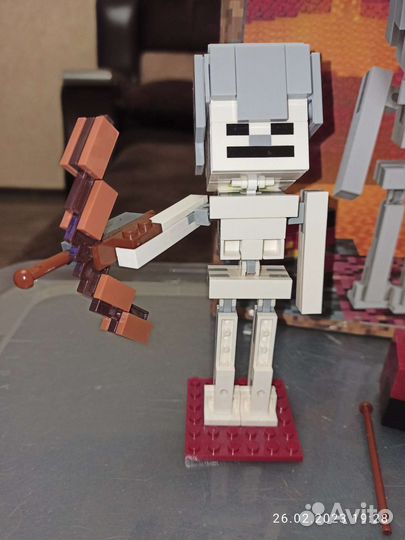 Lego minecraft скелет