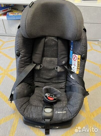 Автокресло Maxi Cosi Axiss Fix Plus Isofix