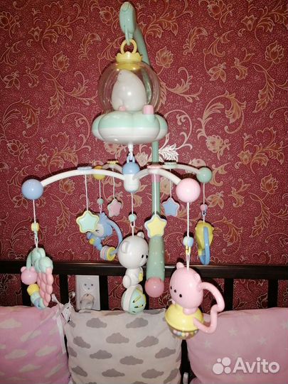 Мобиль на кроватку