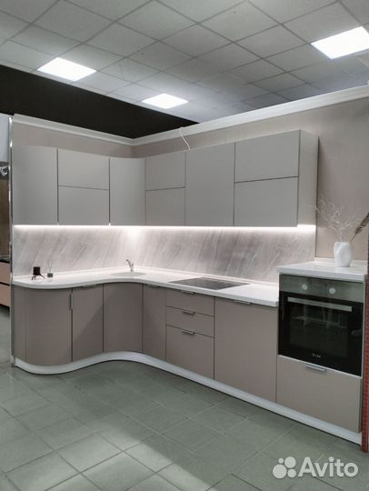 Кухонный гарнитур