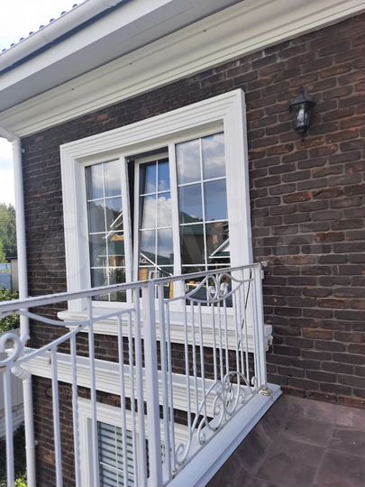 Коттедж 213 м² на участке 7 сот.