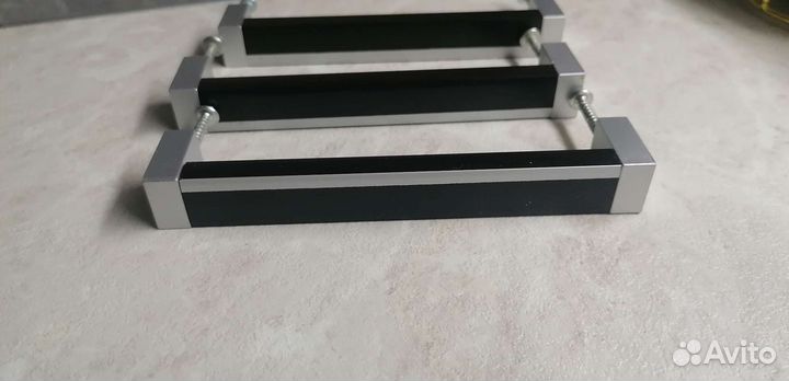 Мебельные ручки