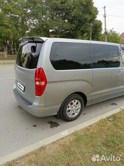 Hyundai Grand Starex 2.5 AT, 2015, 197 000 км