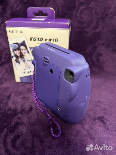 Продаю Fujifilm instax mini 8