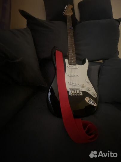 Электрогитара fender squier с комбиком и чехлом