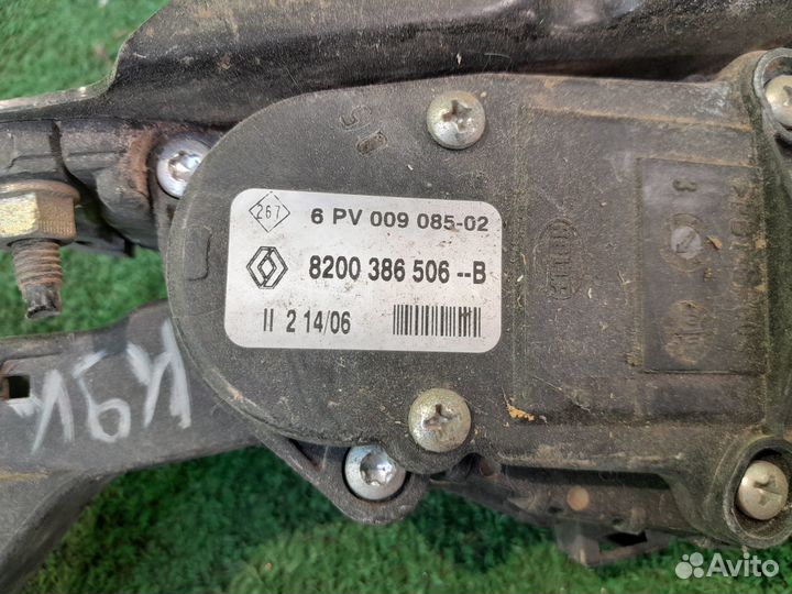 Педаль газа Dacia Logan