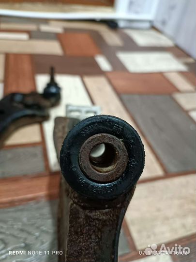 Рычаг левый правый Opel Antara