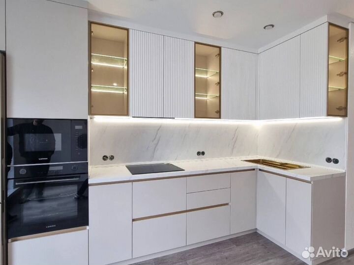 Кухонный гарнитур угловой новый