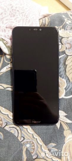 HONOR 8C, 4/64 ГБ