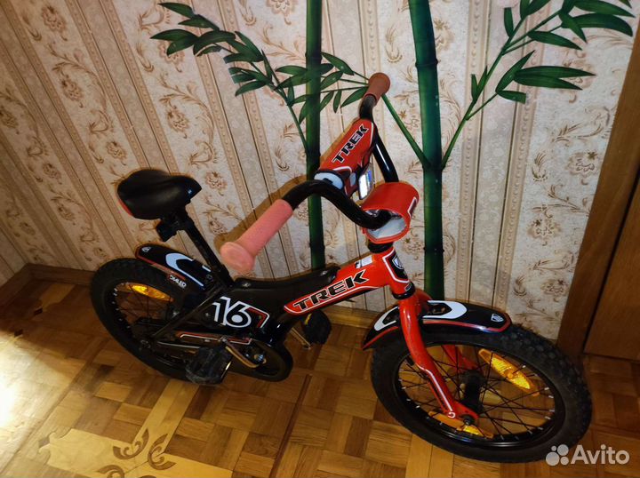 Детский велосипед Trek Jet 16